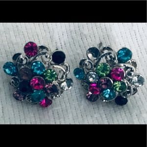 EARRINGS....MULTI COLOR
